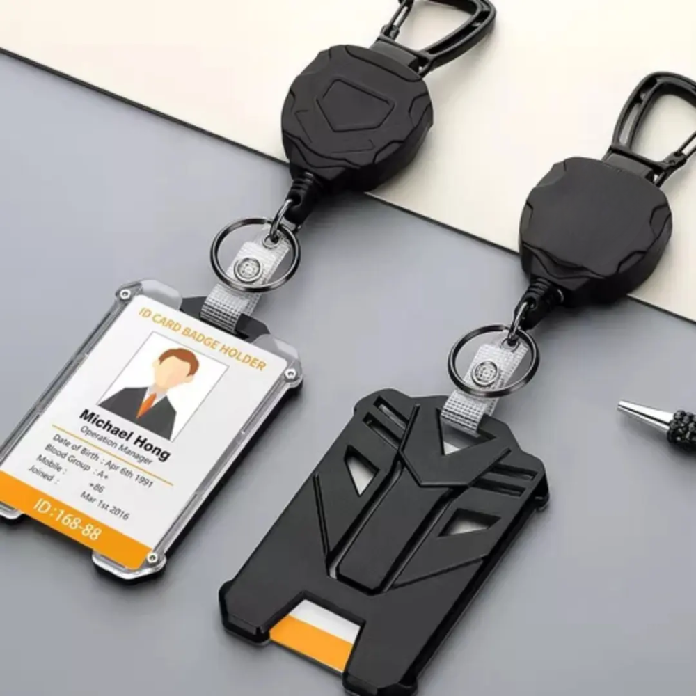 Porta Carnet Retractil Mosqueton Llavero Tactico Portacarnet